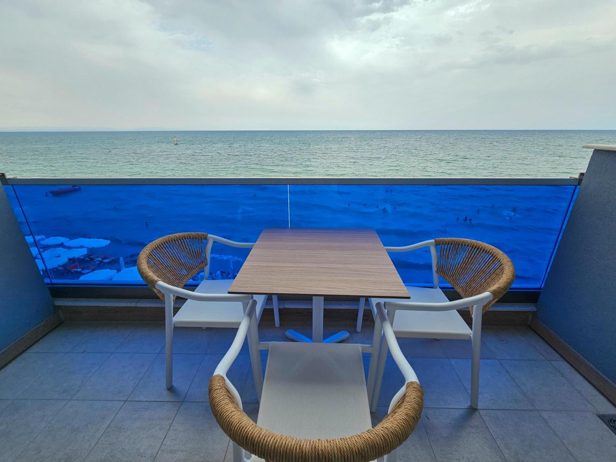 Akteon Girni Otel Paralía Dış mekan fotoğraf