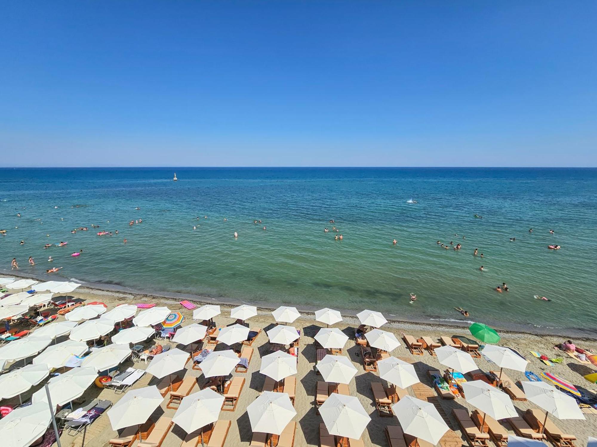 Akteon Girni Otel Paralía Dış mekan fotoğraf